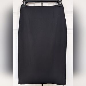 Ellen Tracy Classic Black Pencil Skirt